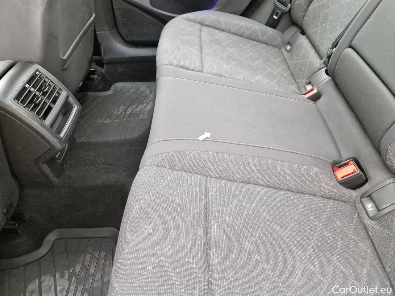  Volkswagen  Golf  2.0 TDI 116HP DSG Life Variant #46