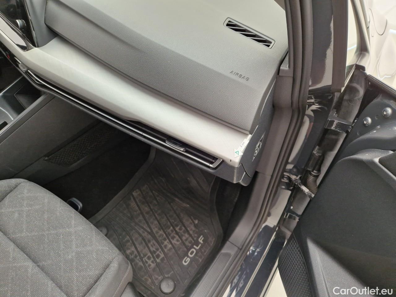  Volkswagen  Golf  2.0 TDI 116HP DSG Life Variant #59