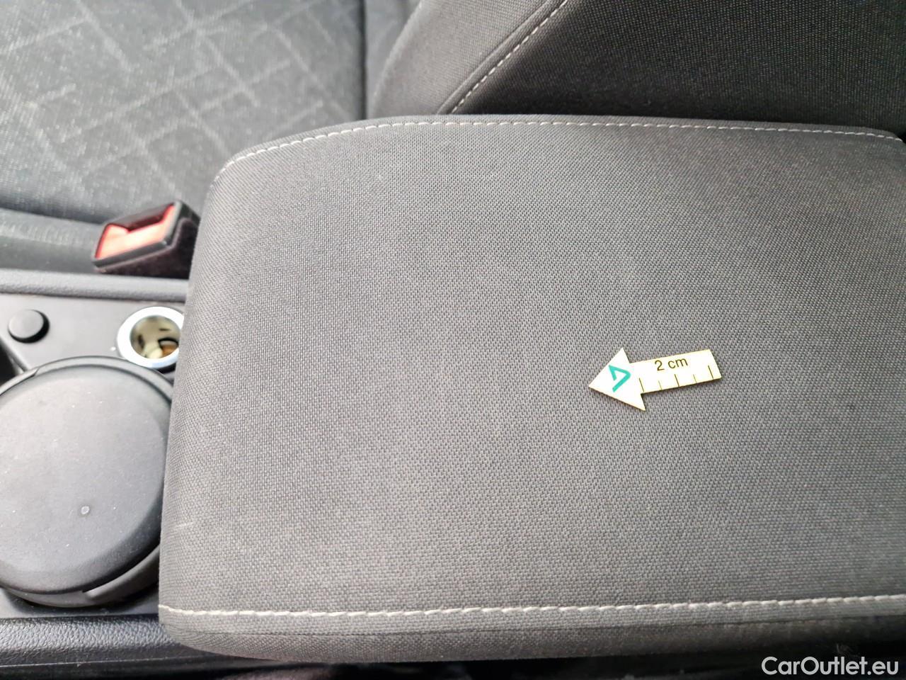  Volkswagen  Golf  Life 1.5 eTSI ACT DSG mild-Hybrid #24