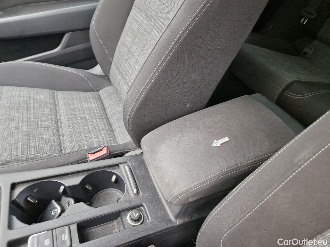  Volkswagen  Passat Comfortline 2.0 TDI 122CP DSG #41