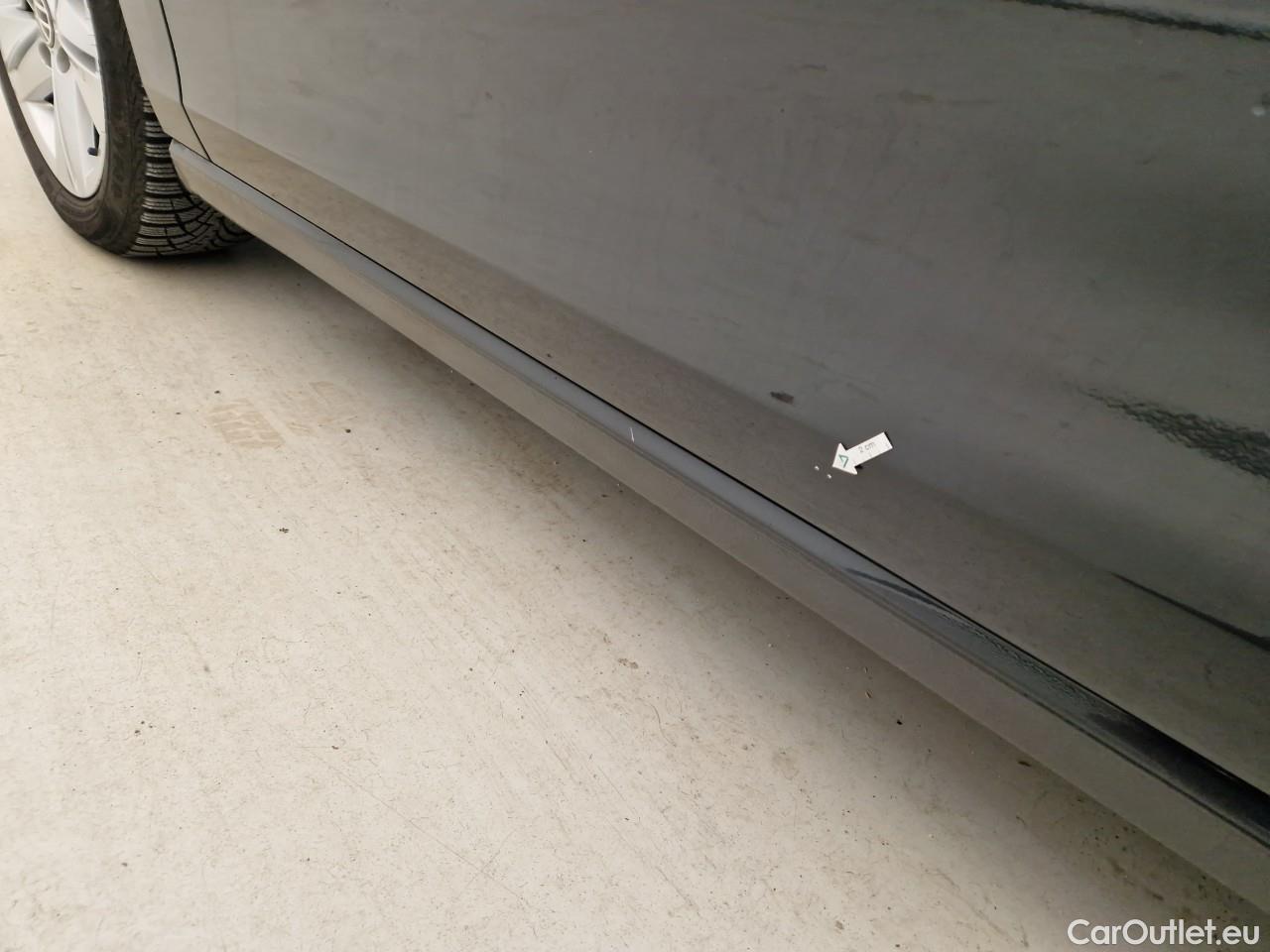  Volkswagen  Golf  2.0 TDI 116HP DSG Life Variant #3