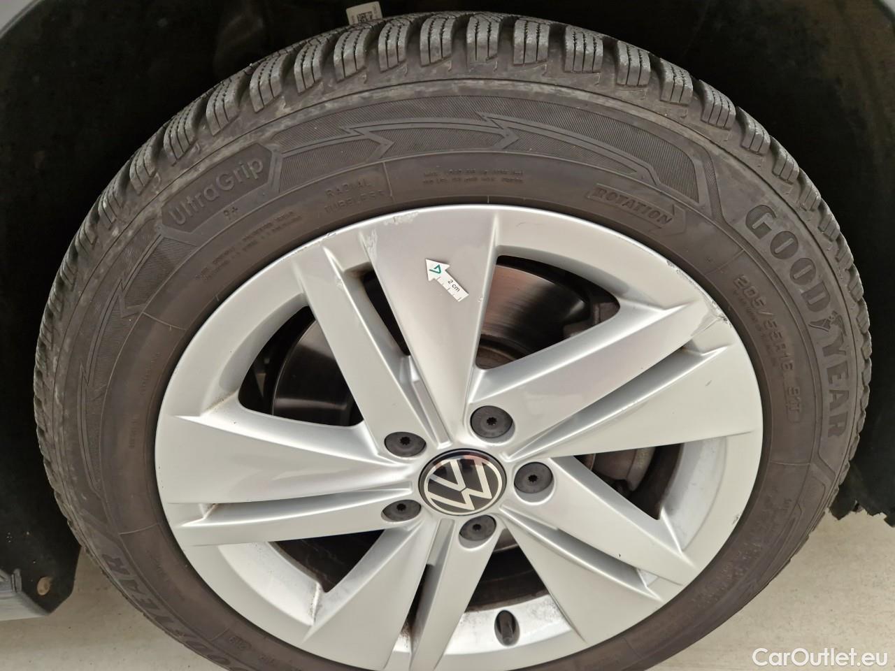 Volkswagen  Golf  2.0 TDI 116HP DSG Life Variant #18