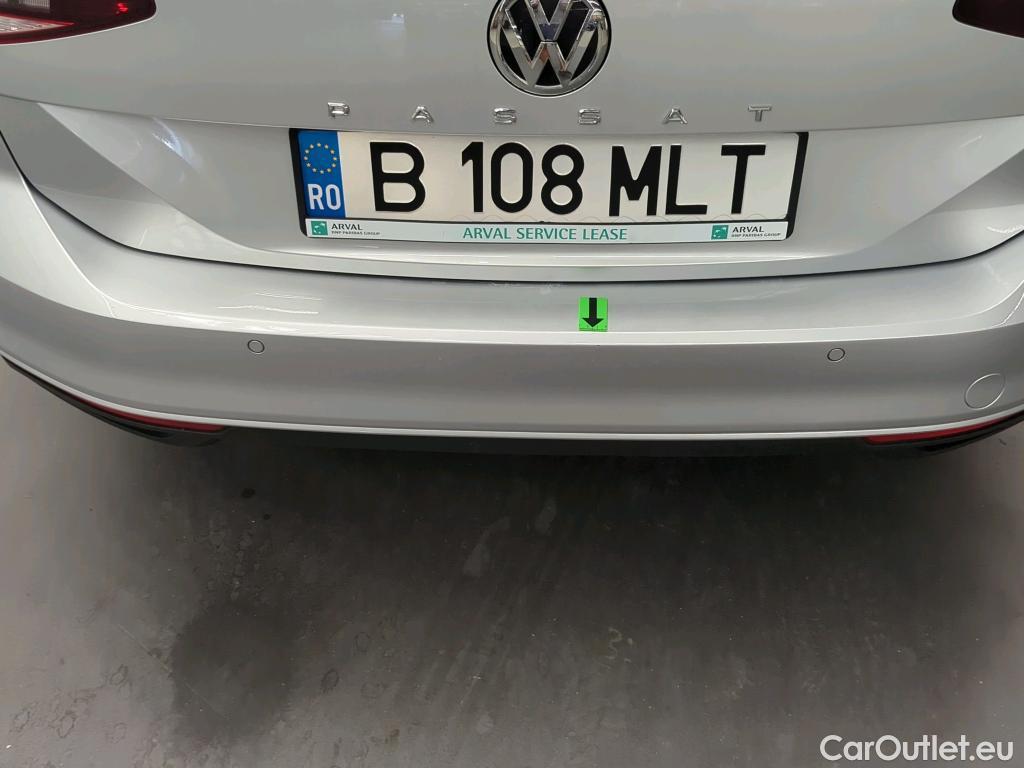  Volkswagen  Passat Var.Comfortline 1.6 TDI DSG 120 CP #2