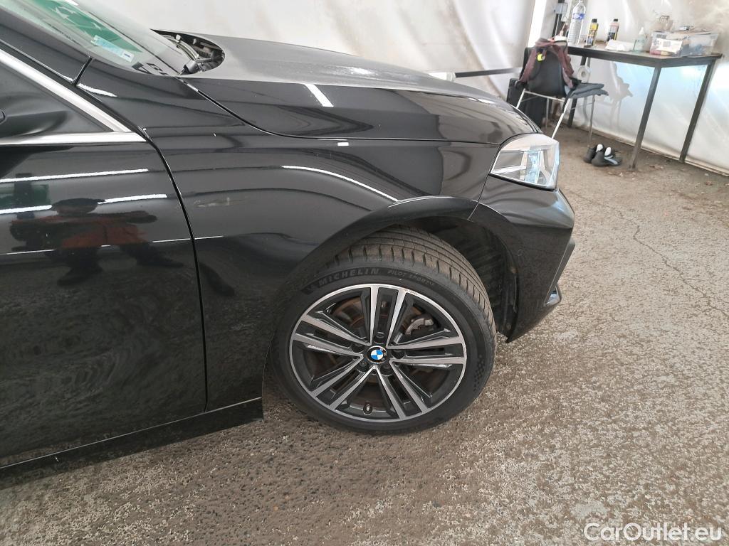  Bmw  Serie 1 BMW Série 1 / 2019 / 5P / Berline 116i Business Design #8