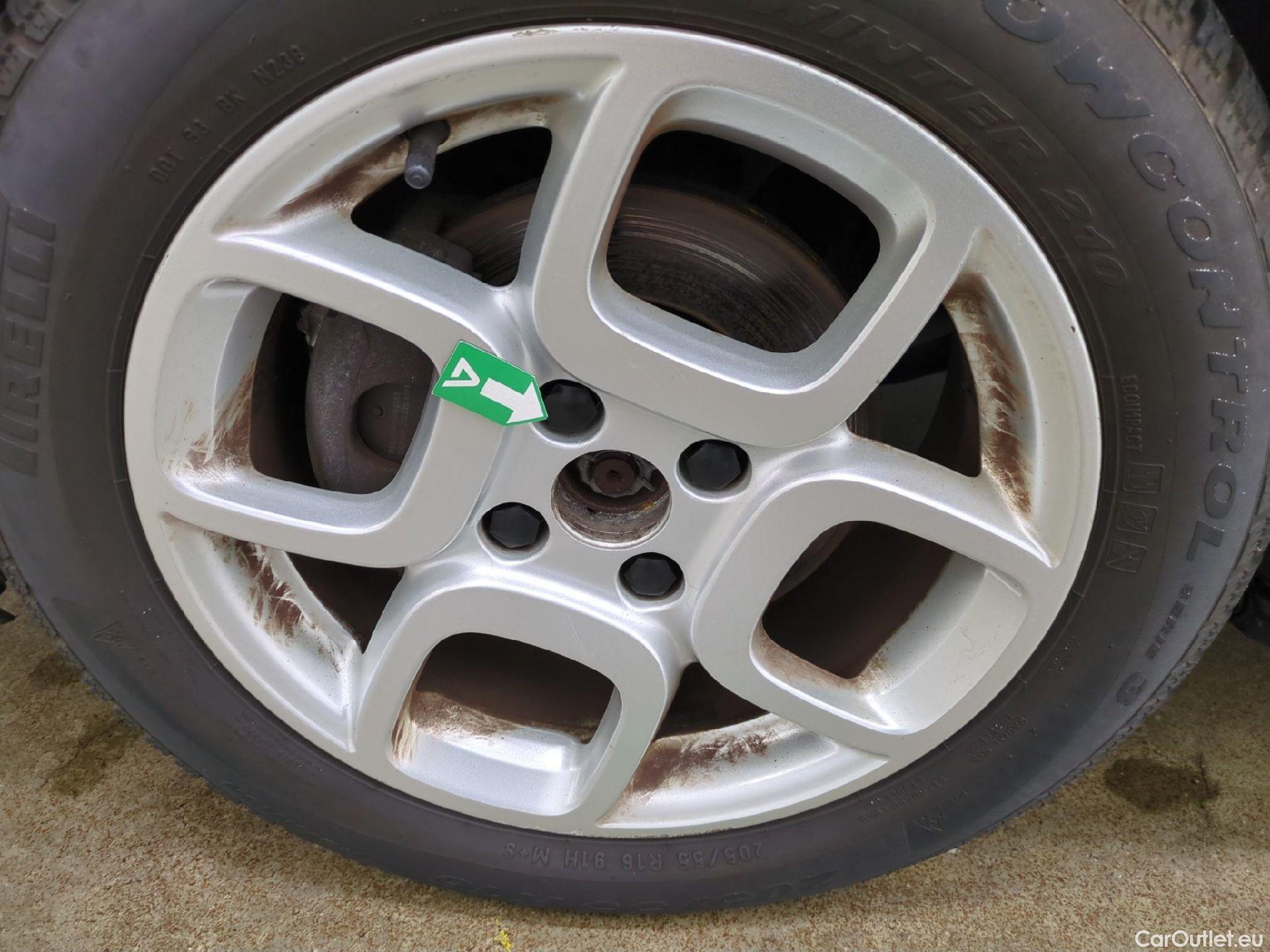  Citroen  C4 Cactus  Feel Business 1.5 BlueHDI 120CV BVA6 E6dT #16
