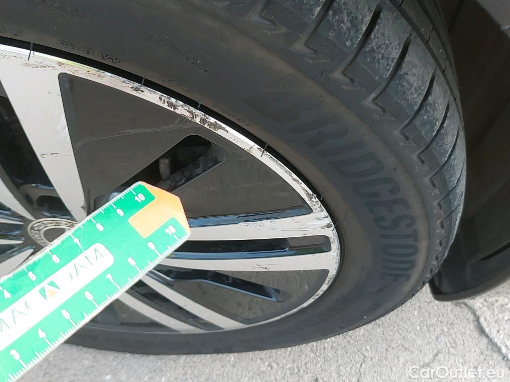  Mercedes  B-Klasse Clase B B 180 d (247.010) 2.0 115CV AT8 E6d #11