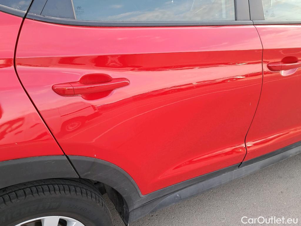  Hyundai  Tucson HYUNDAI  / 2018 / 5P / todoterreno 1.6 CRDI 85kW (116CV) 48V SLE 4X2(SP)(SL) #7