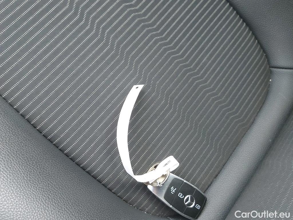  Mercedes  B-Klasse Clase B B 180 d (247.010) 2.0 115CV AT8 E6d #2