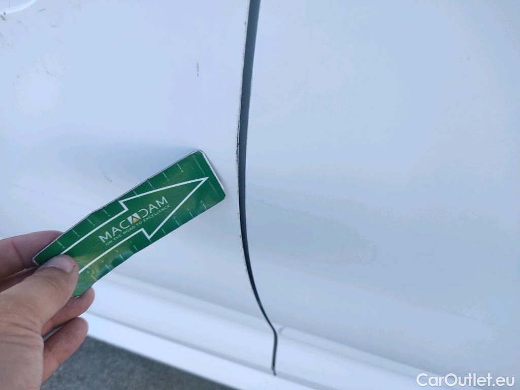 Toyota  Corolla TOYOTA  1.8 125H ACTIVE TECH E-CVT #17