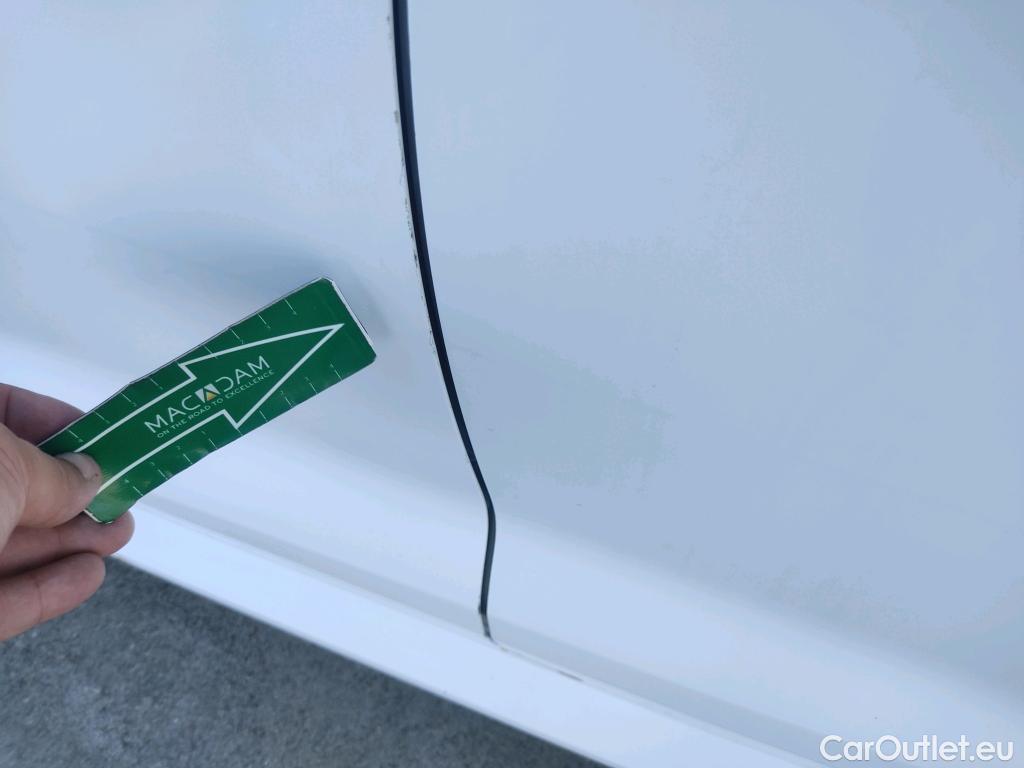 Toyota  Corolla TOYOTA  1.8 125H ACTIVE TECH E-CVT #18
