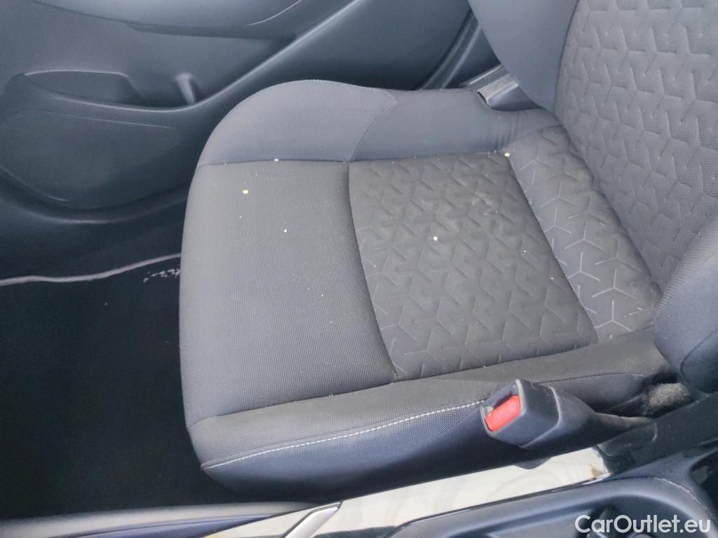  Toyota  Corolla TOYOTA  1.8 125H ACTIVE TECH E-CVT #13