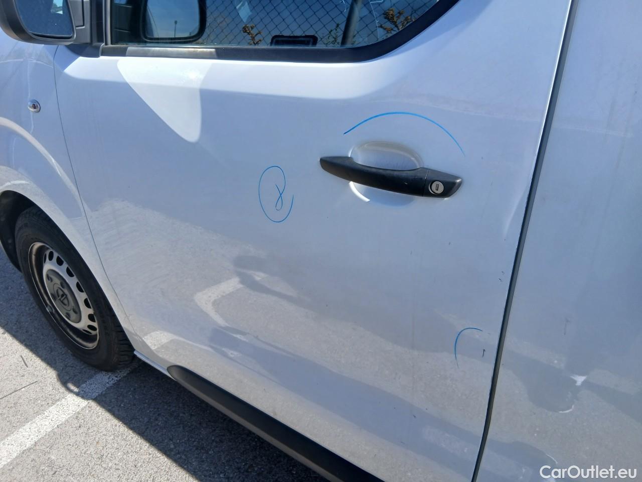  Opel  Vivaro OPEL  / 2019 / 4P / furgón 1.5 Diésel 74kW (100CV) M Std Express (AC) #14