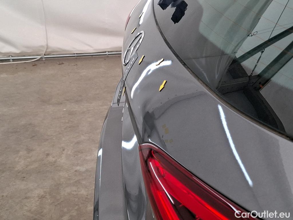  Mercedes  A-Klasse MERCEDES BENZ Classe A Compact  2018  5P  Berline A 250 e Business Line 8G DCT #10