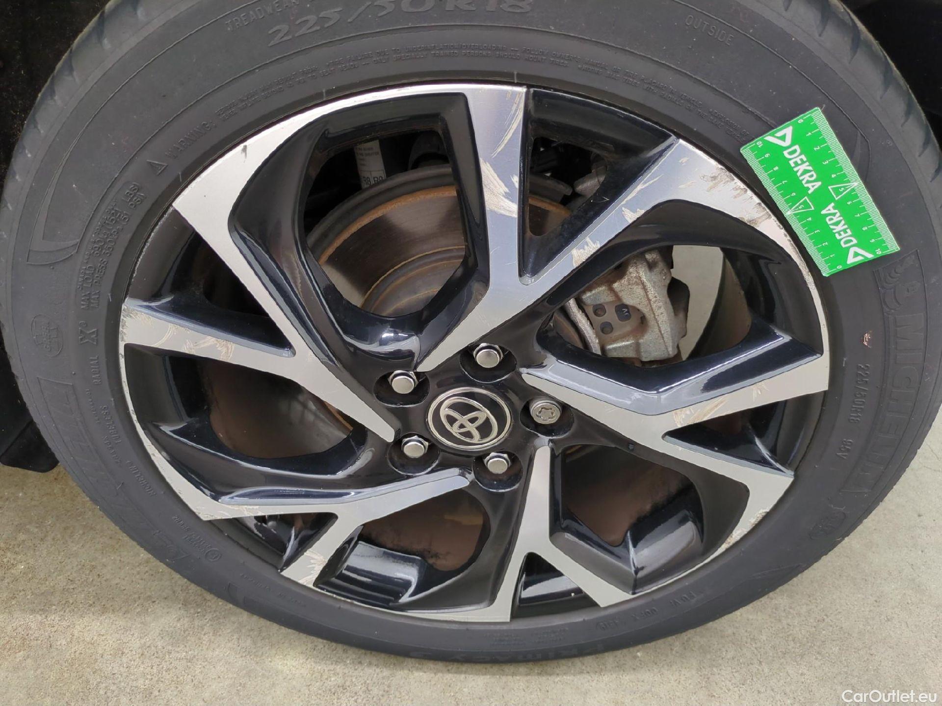  Toyota  C-HR TOYOTA  / 2016 / 5P / SUV 2.0 HYBRIDE 184 COLLECTION #11