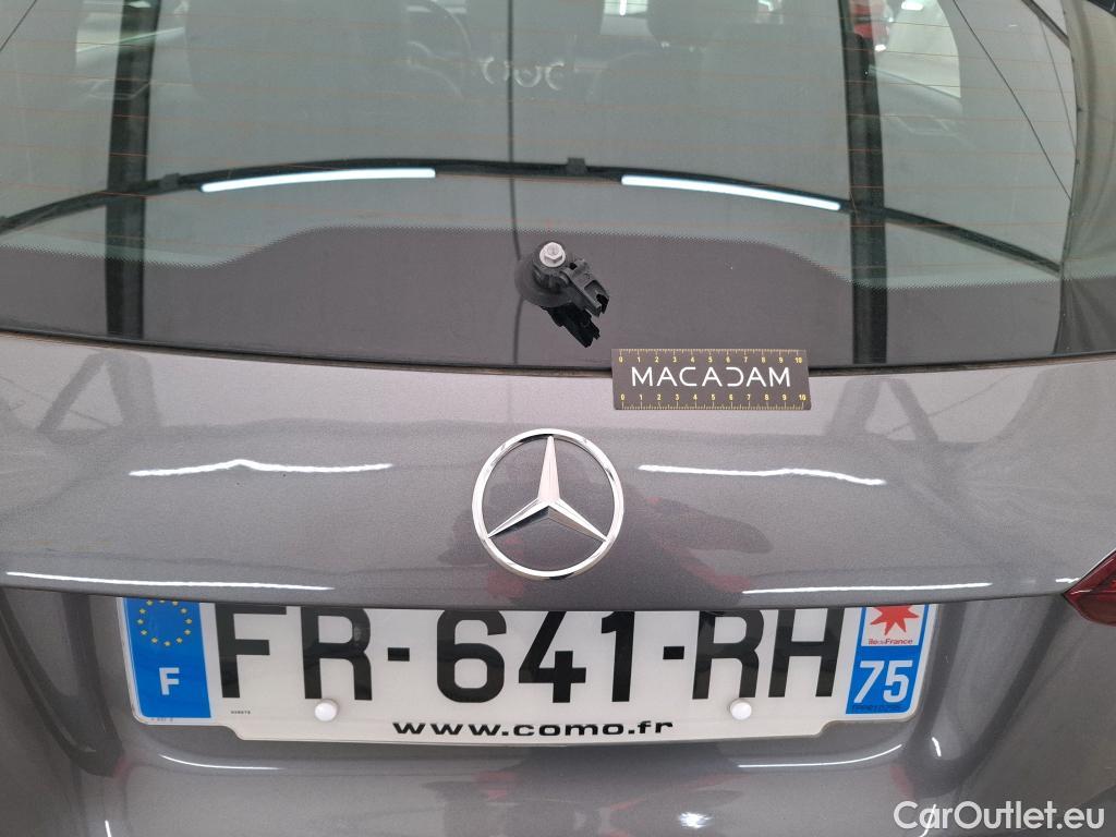  Mercedes  A-Klasse MERCEDES BENZ Classe A Compact  2018  5P  Berline A 250 e Business Line 8G DCT #69