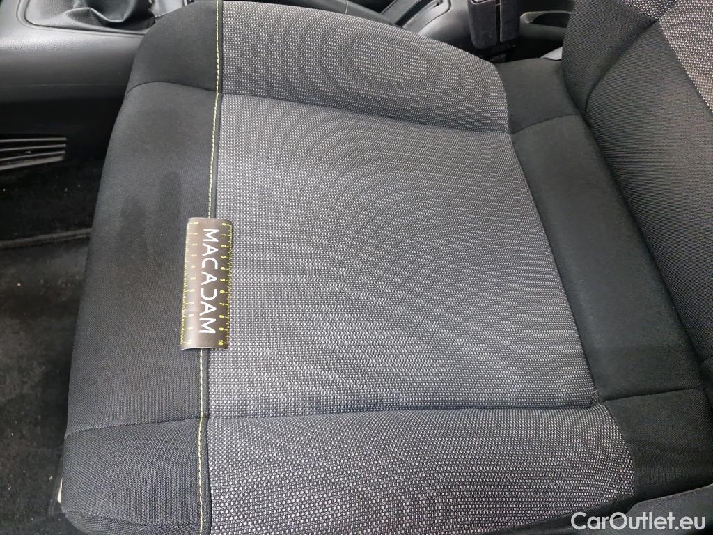  Citroen  C3  Feel Business 1.5 BlueHDI 100CV BVM5 E6dT #2