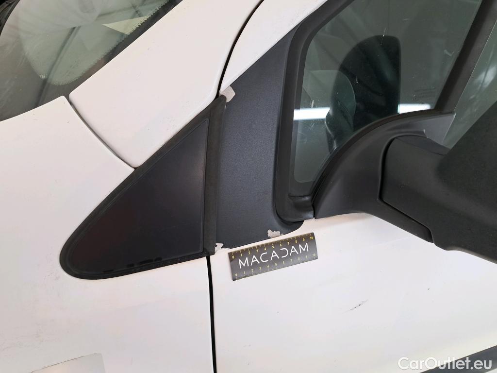  Citroen  Berlingo  Fourgon Confort L1 (Court) 1.6 BlueHDi 100CV BVM5 E6 #9