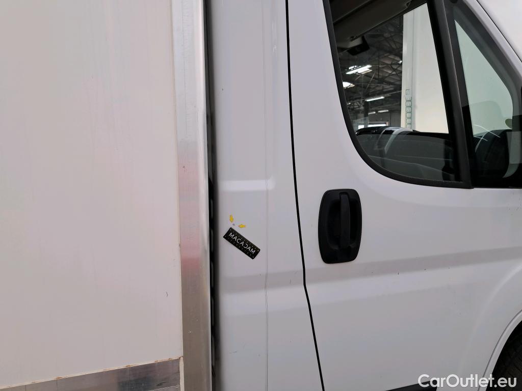  Fiat  Ducato FIAT  SC 2014 2P Châssis cabine 35 L 23 Multijet 130 Pack Pro Nav #32