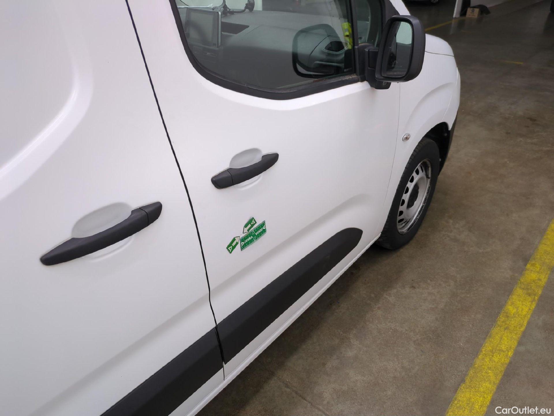  Citroen  Berlingo  Fourgon Driver XL 950 1.5 BlueHDi 130CV BVM6 E6dT #16