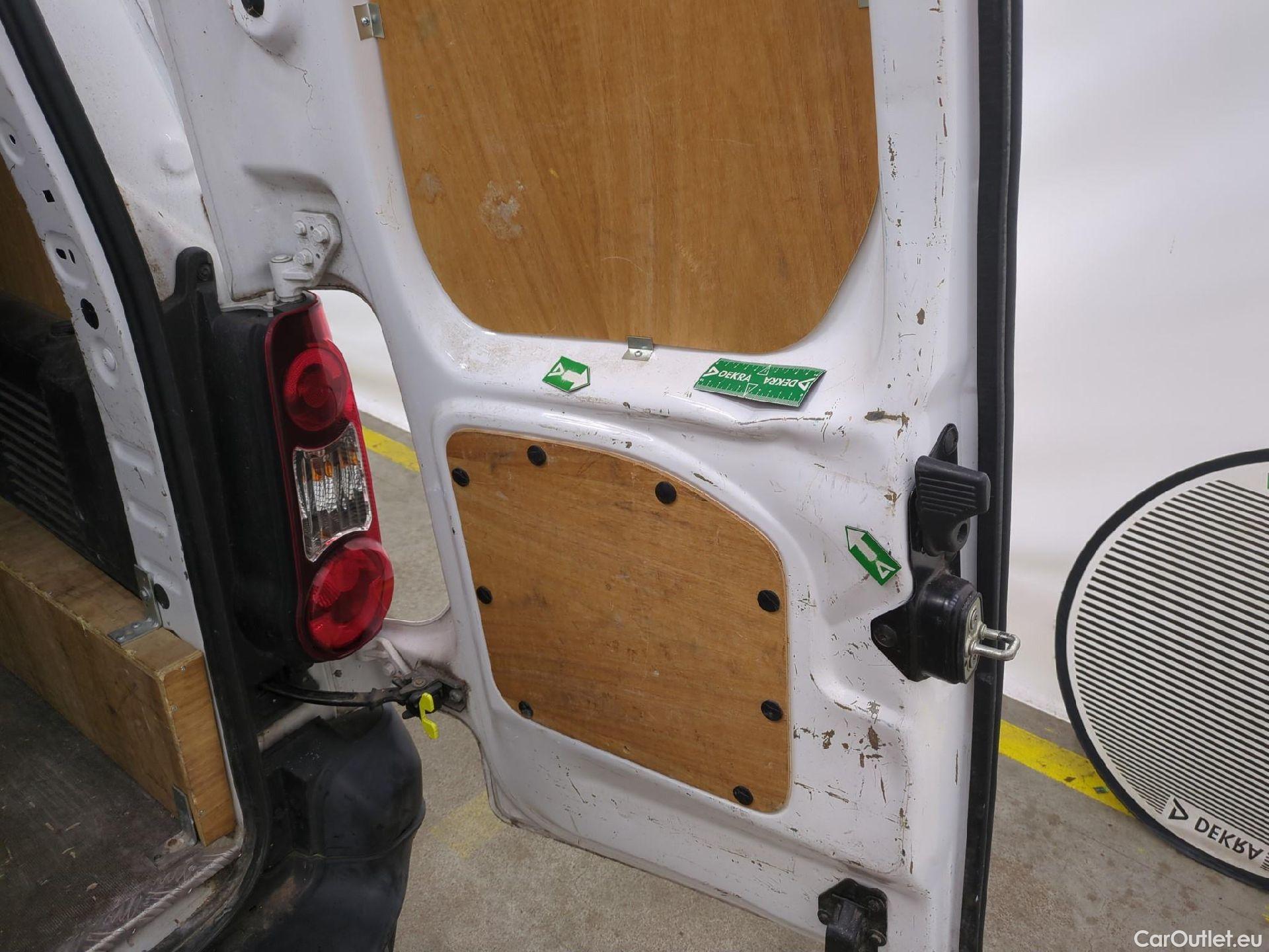  Citroen  Berlingo  Fourgon Business L1 (Court) 1.6 BlueHDi 100CV BVM5 E6 #30