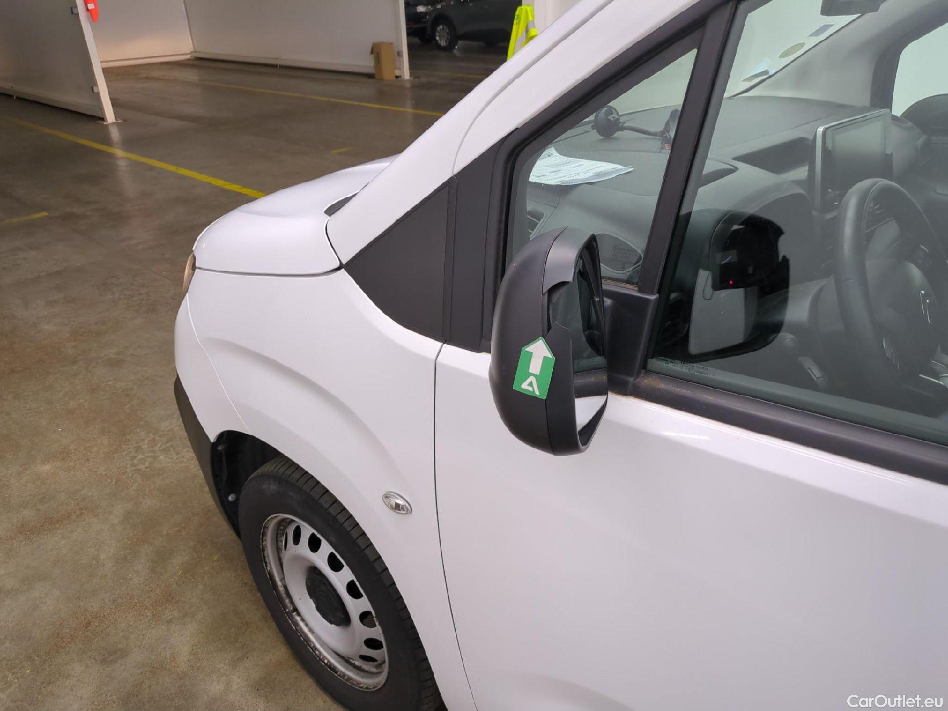  Citroen  Berlingo  Fourgon Driver XL 950 1.5 BlueHDi 130CV BVM6 E6dT #2