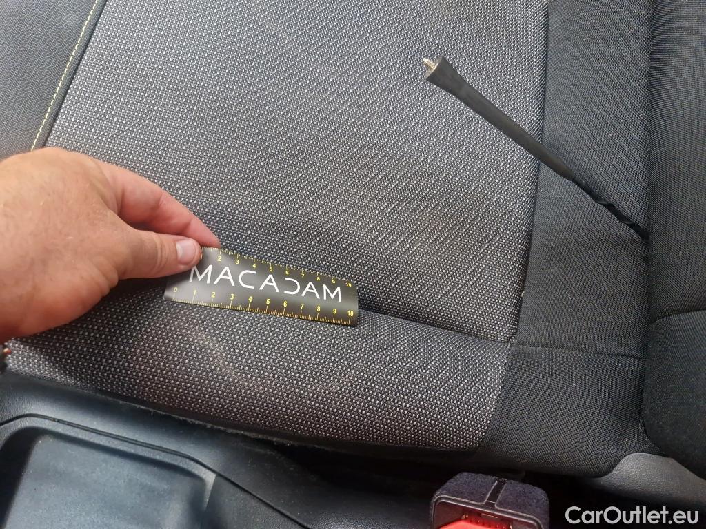  Citroen  C3  Feel Business 1.5 BlueHDI 100CV BVM5 E6dT #1