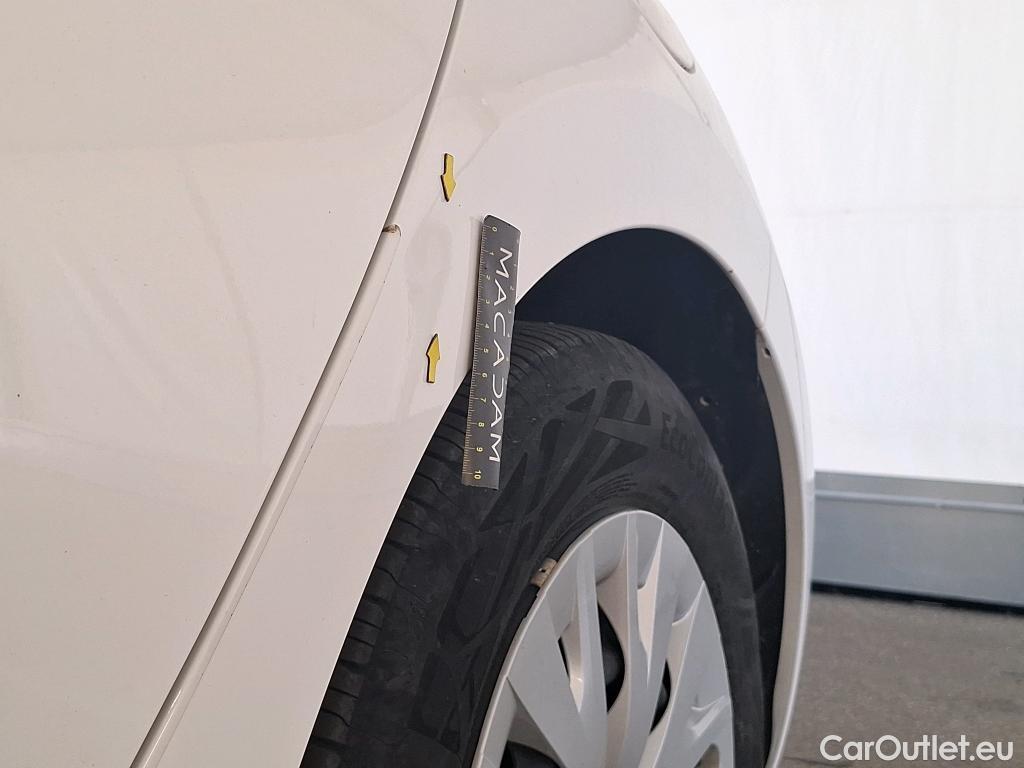  Toyota  Yaris TOYOTA  Hybride / 2019 / 5P / Berline Hybride 116h Dynamic Business Stage Acad #2