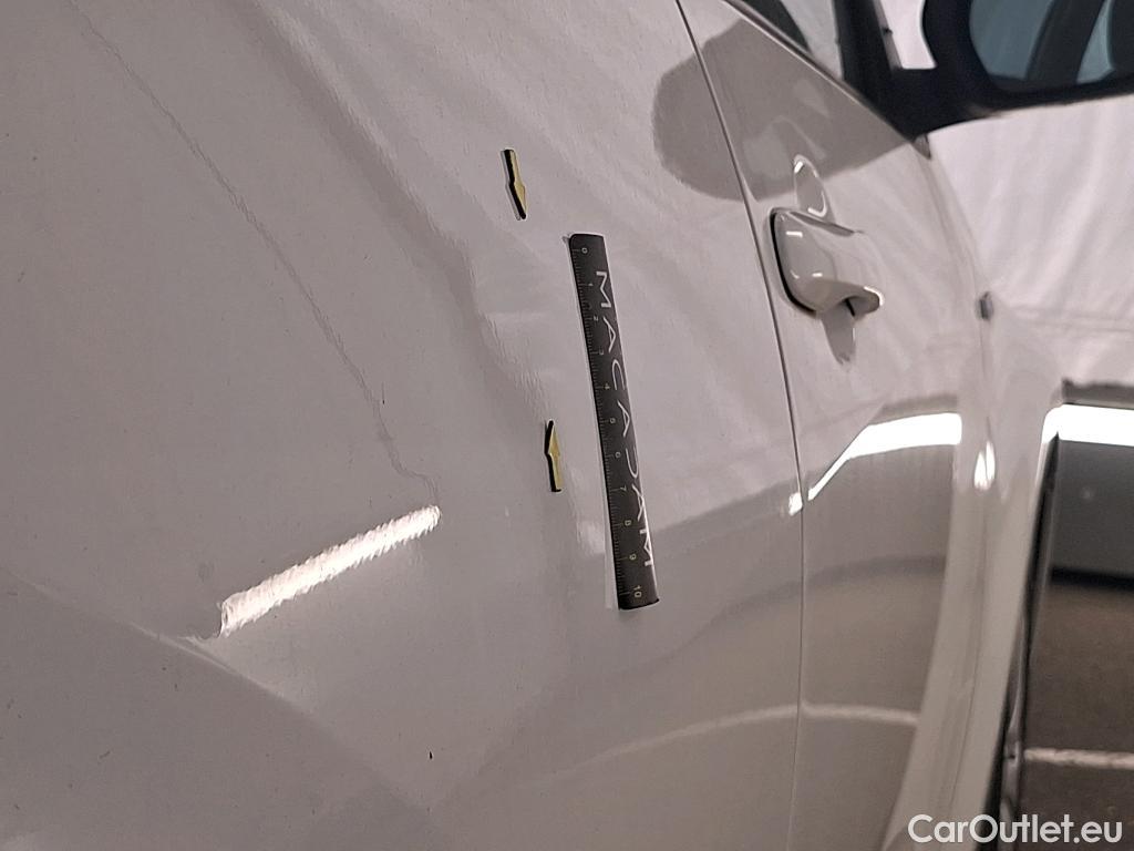  Toyota  Yaris TOYOTA  Hybride / 2019 / 5P / Berline Hybride 116h Dynamic Business Stage Acad #16