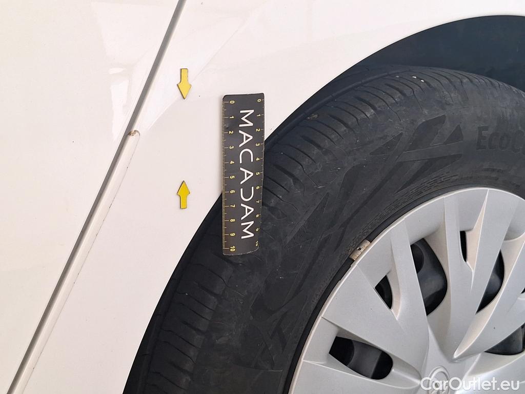  Toyota  Yaris TOYOTA  Hybride / 2019 / 5P / Berline Hybride 116h Dynamic Business Stage Acad #3