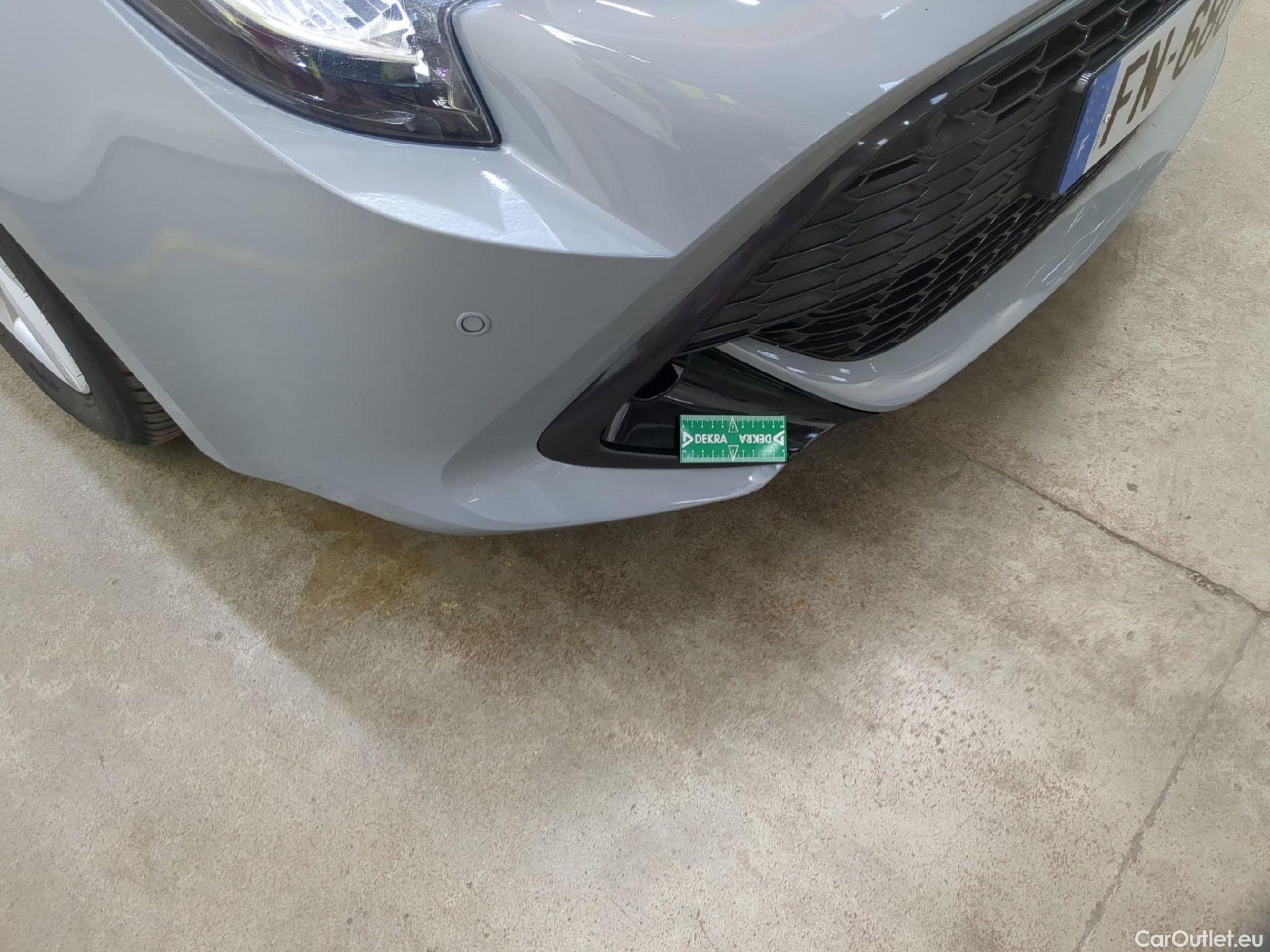  Toyota  Corolla TOYOTA  Touring Sports / 2018 / 5P / Break Hybride 122h Dynamic Business #18