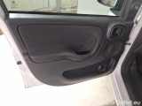  Fiat  Panda FIAT  / 2011 / 5P / BERLINA 1.2 69CV E6 EASY #36