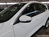  Ford  Kuga FORD  / 2019 / 5P / SUV 1.5 ECOBLUE 120CV 2WD TITANIUM BUS. AUTO #60
