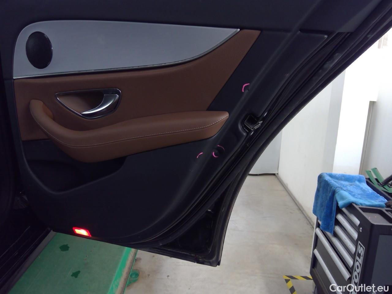  Mercedes  E-Klasse E 300 de T SE Edition Aut #28