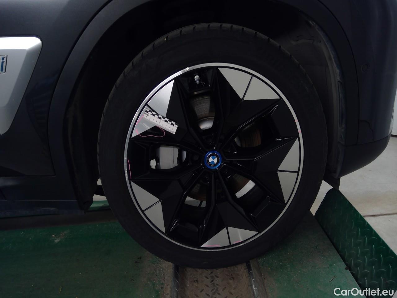  Bmw  iX3  80kWh Charged Plus Aut #42