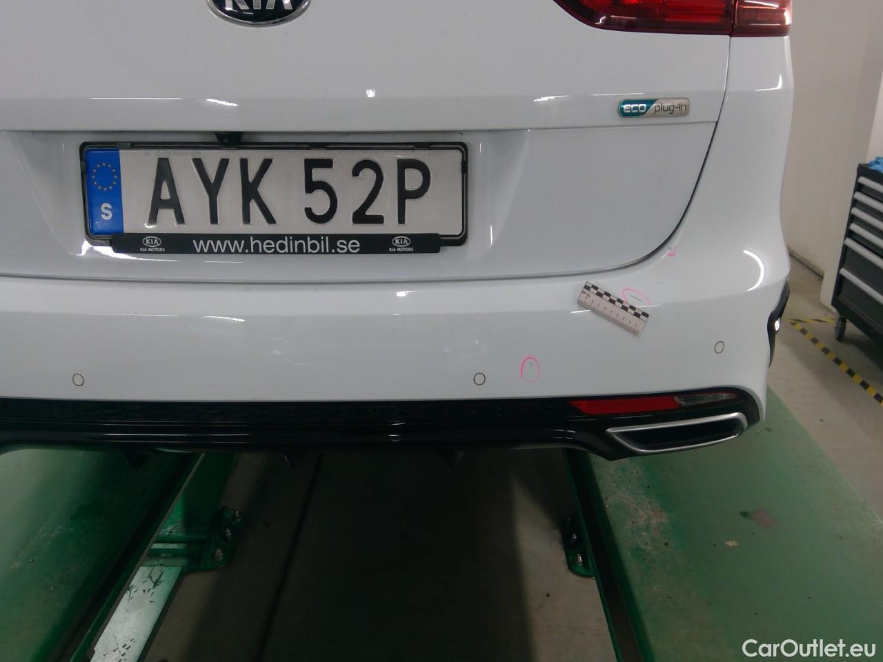  KIA  Cee'd ceed SW 1.6PHEV Advance 5d #20