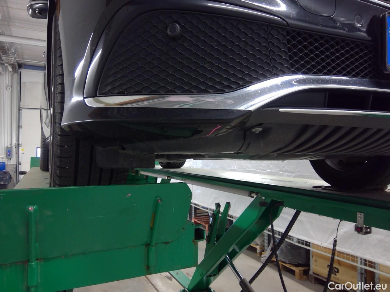  Mercedes  E-Klasse E 300 de T SE Edition Aut #4