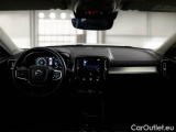  Volvo  XC 40 VOLVO XC40 / 2017 / 5P / SUV D3 GEARTRONIC MOMENTUM PRO #3