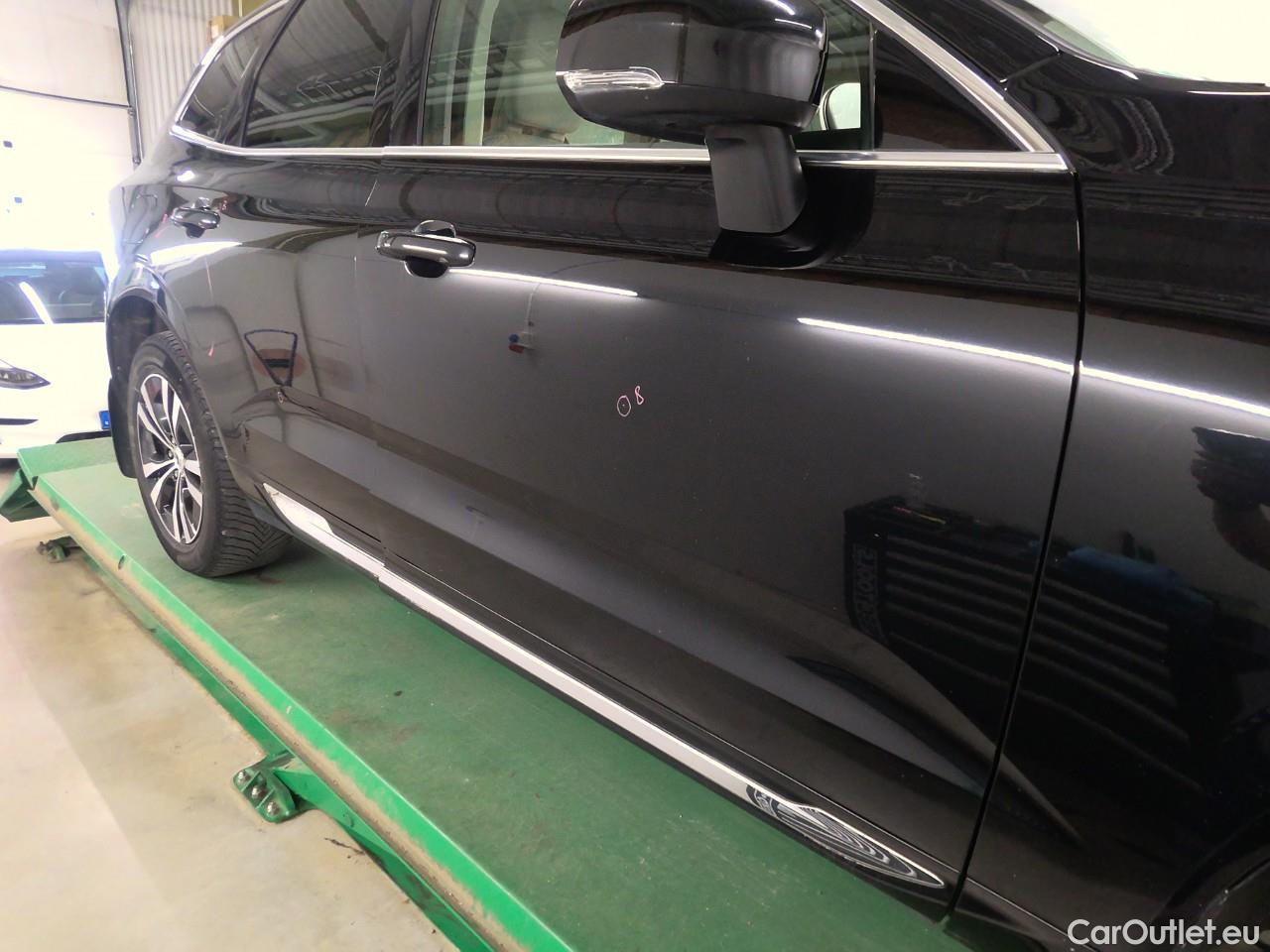  Volvo  XC60  T6 350 Co.Ed.Rec. AWD Aut #21