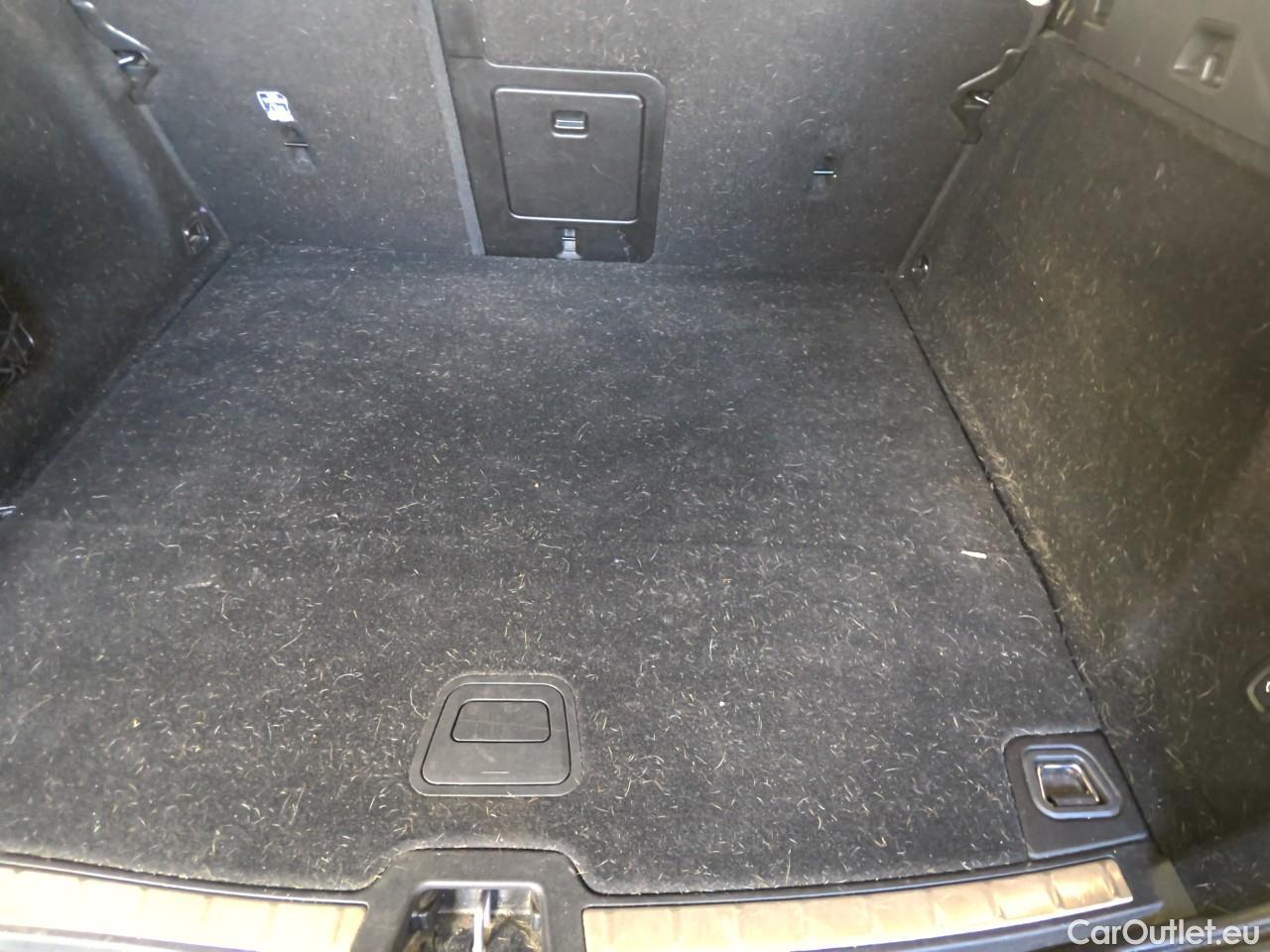  Volvo  XC60  T6 350 Co.Ed.Rec. AWD Aut #3