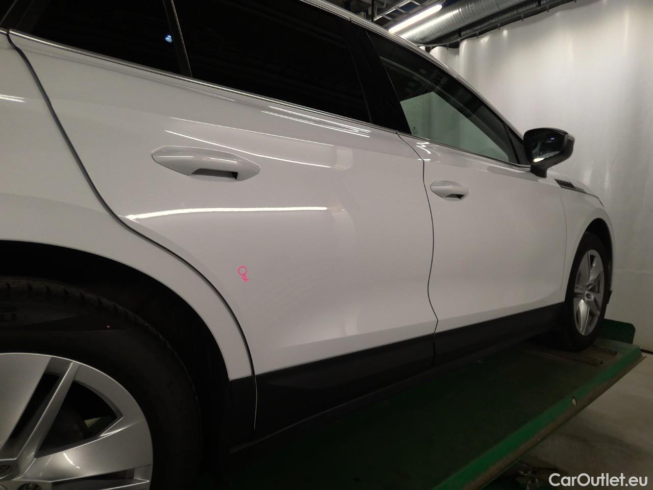  Skoda  ENYAQ  iV80 5d #12