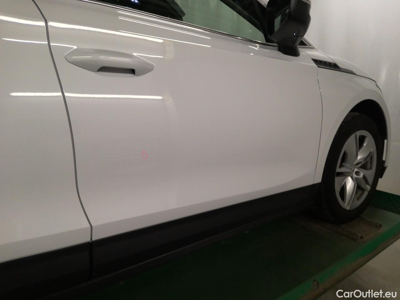  Skoda  ENYAQ  iV80 5d #17