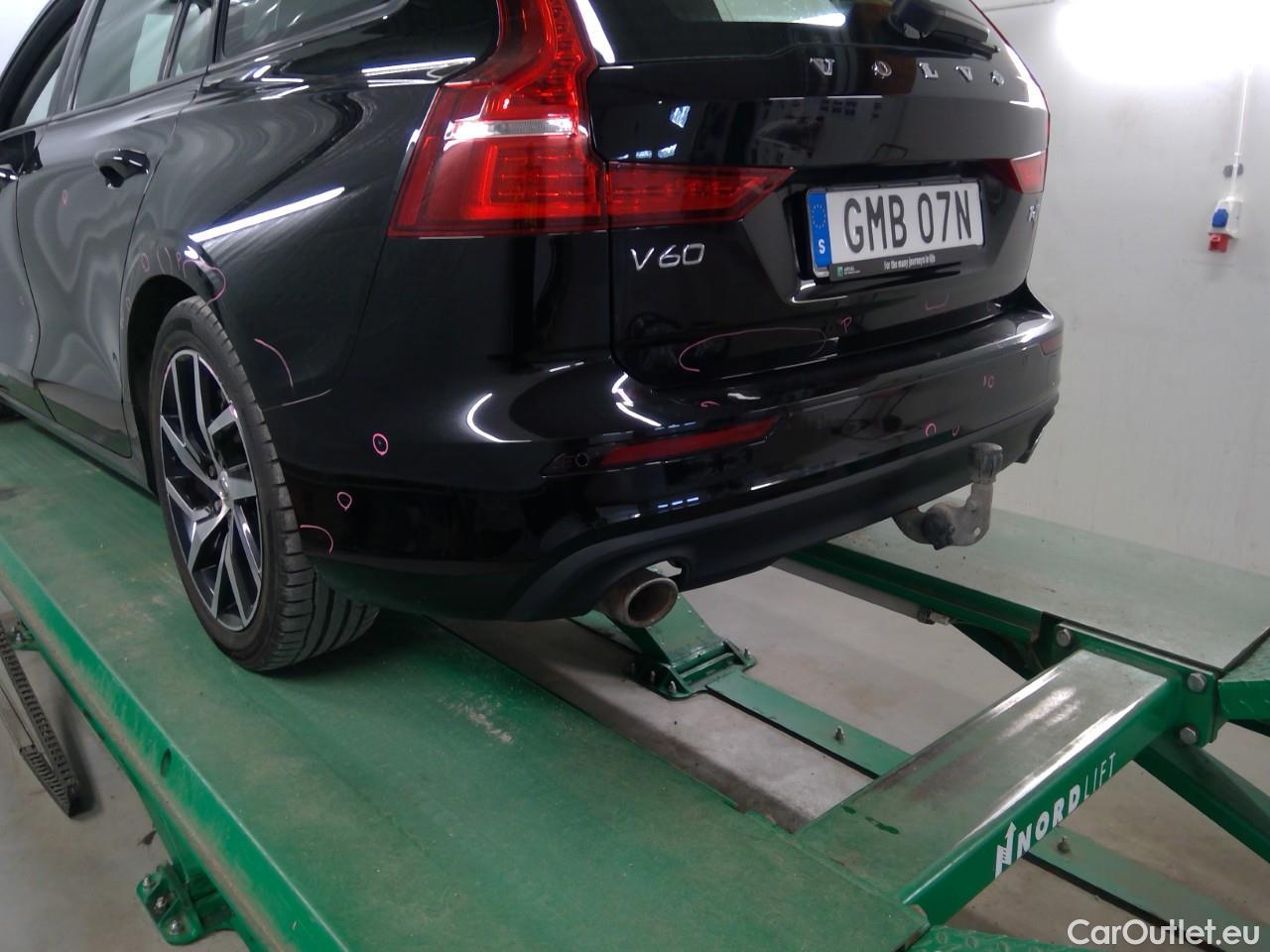  Volvo  V60  T6 TE AWD Momentum Ed.Aut. #32
