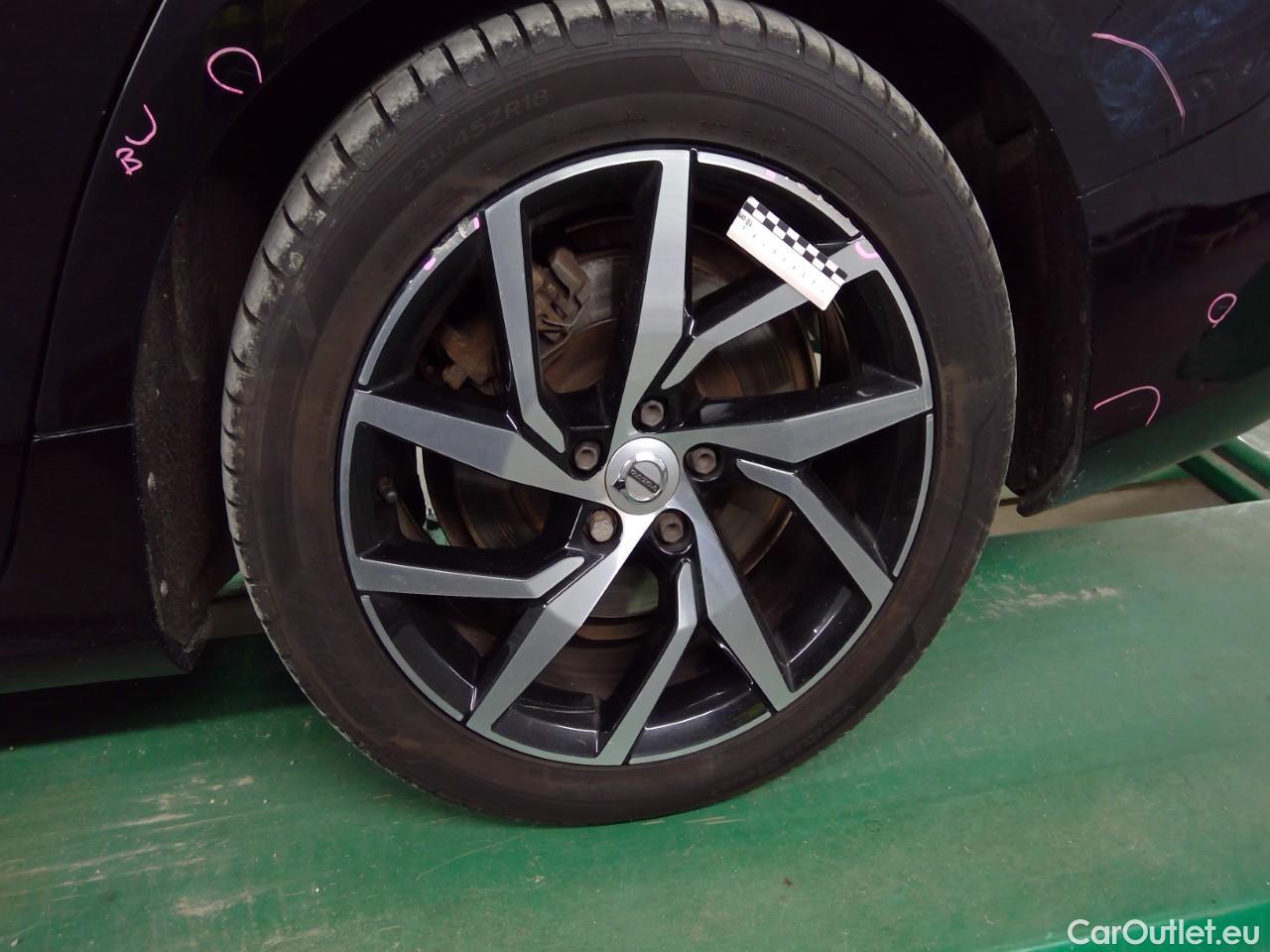  Volvo  V60  T6 TE AWD Momentum Ed.Aut. #28