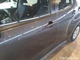  Toyota  Yaris TOYOTA  / 2020 / 5P / BERLINA HYBRID BUSINESS MY20 #77