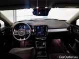  Volvo  XC 40 VOLVO XC40 / 2017 / 5P / SUV T5 PLUG-IN HYBRID AUTO RECH INSCRIP EXPR #3