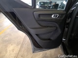  Volvo  XC 40 VOLVO XC40 / 2017 / 5P / SUV T4 PLUG-IN HYBRID AUTO RECH INSCRIP EXPR #120