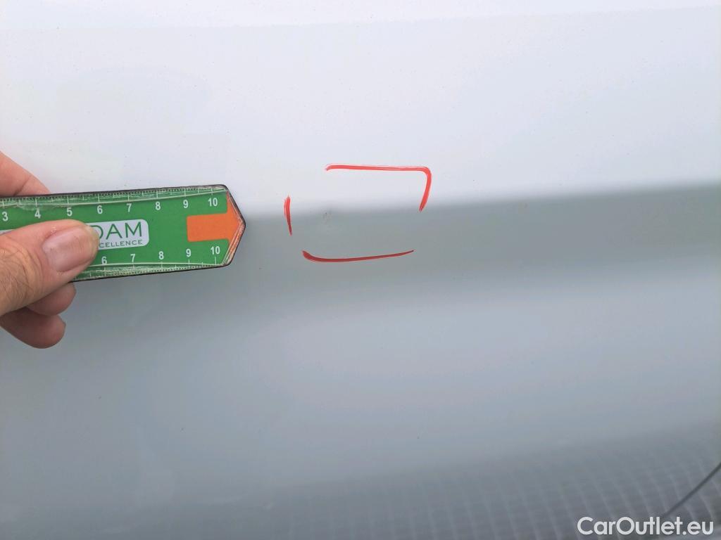  Land Rover  Discovery HYUNDAI Kona / 2020 / 5P / todoterreno 1.0 TGDI Maxx 4X2 #2