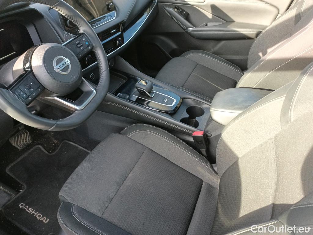  Land Rover  Discovery NISSAN QASHQAI / 2021 / 5P / todoterreno DIG-T 116kW mHEV Xtronic Premiere Edit.(SL) #9