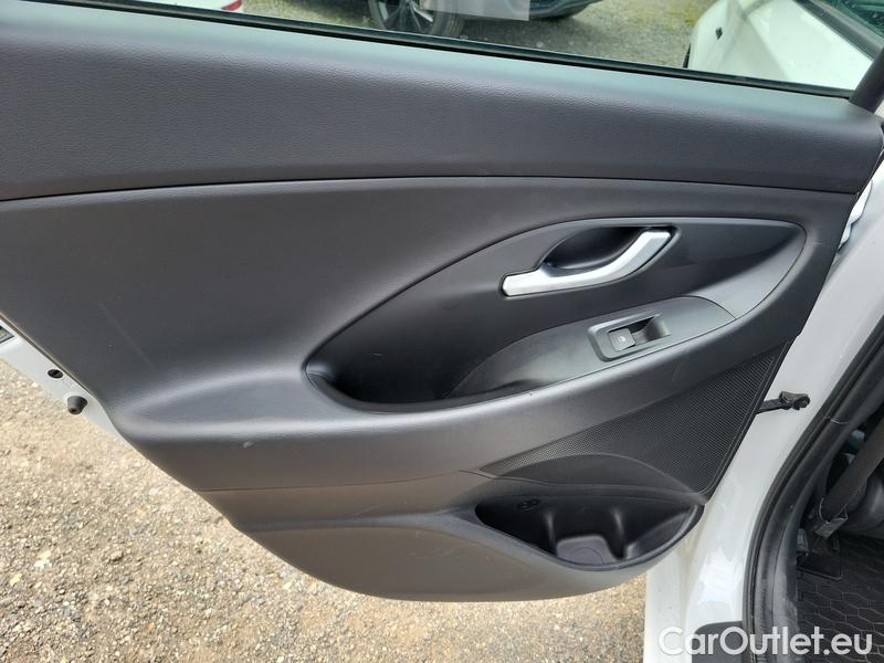  Hyundai  i30   cw (PD)(2017->)  kom.1.5T-GDI N Line 5d #18