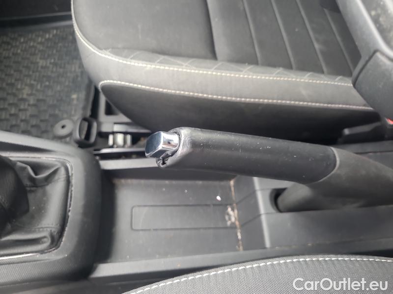  Skoda  Fabia  Combi (2015) Com.1.0TSI 70 Ambition 5d #10